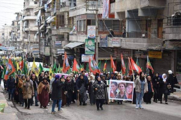Демонстрации против патриархального насилия в Шахбе и Алеппо