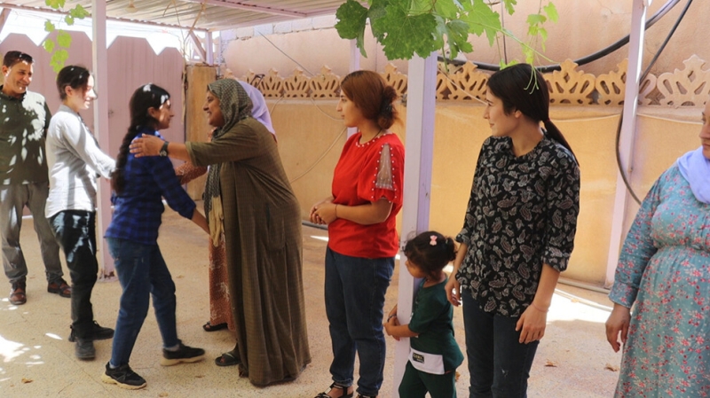 ЖОС освободили двух сестер-езидок из плена ИГИЛ в лагере Холь