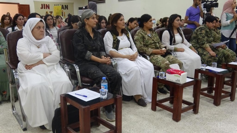 Женский форум в Ракке поддержал женщин Шенгала и Афганистана